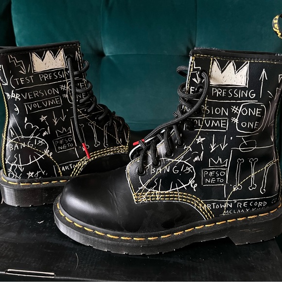 Dr. Martens 1460 Basquiat Leather Lace Up Boots - Limited Edition - Picture 8 of 12